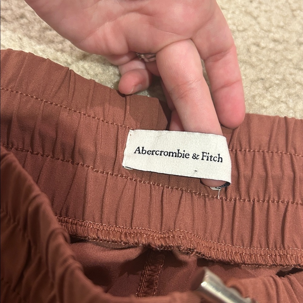 Abercrombie & Fitch Traveler Athletic Shorts Terracotta - Picture 3 of 5
